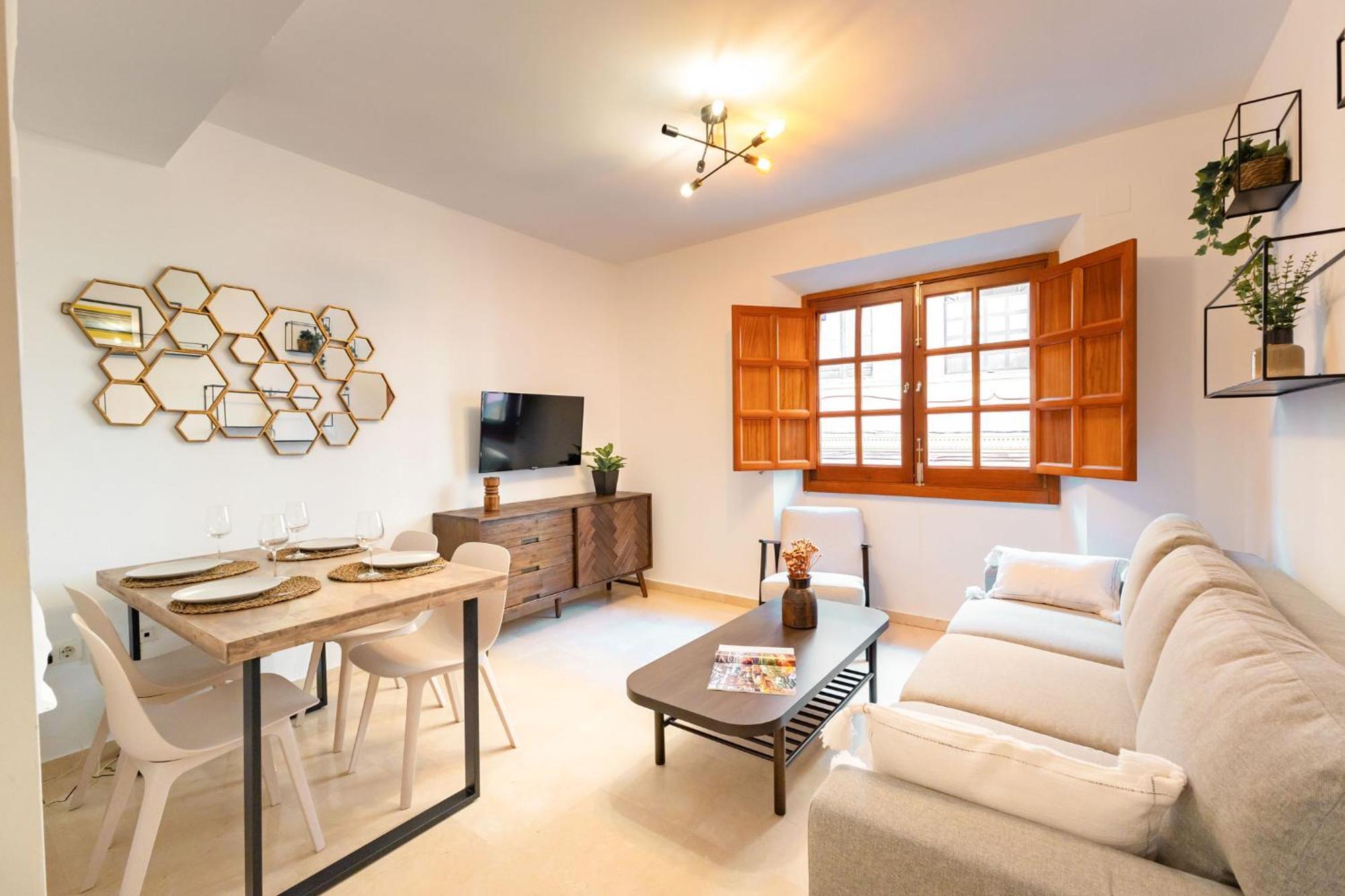 Charming 2 Bedroom Apartment At San Marcos Plaza By Ocityzen Sevilla Dış mekan fotoğraf
